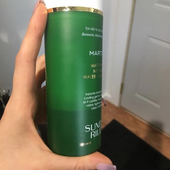 SOLD !!!!!!!! Sunday Riley Martian toner - Picture 3 of 5